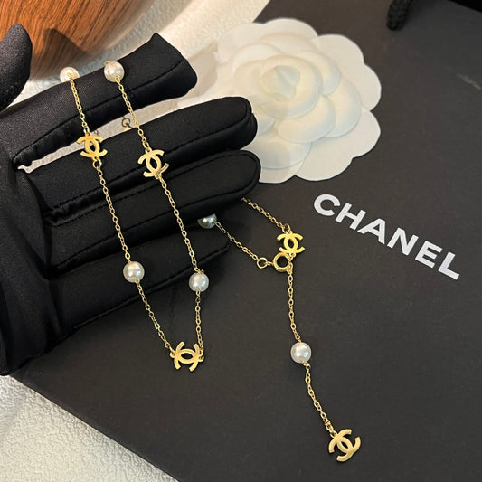 Simple pearl necklace mysite