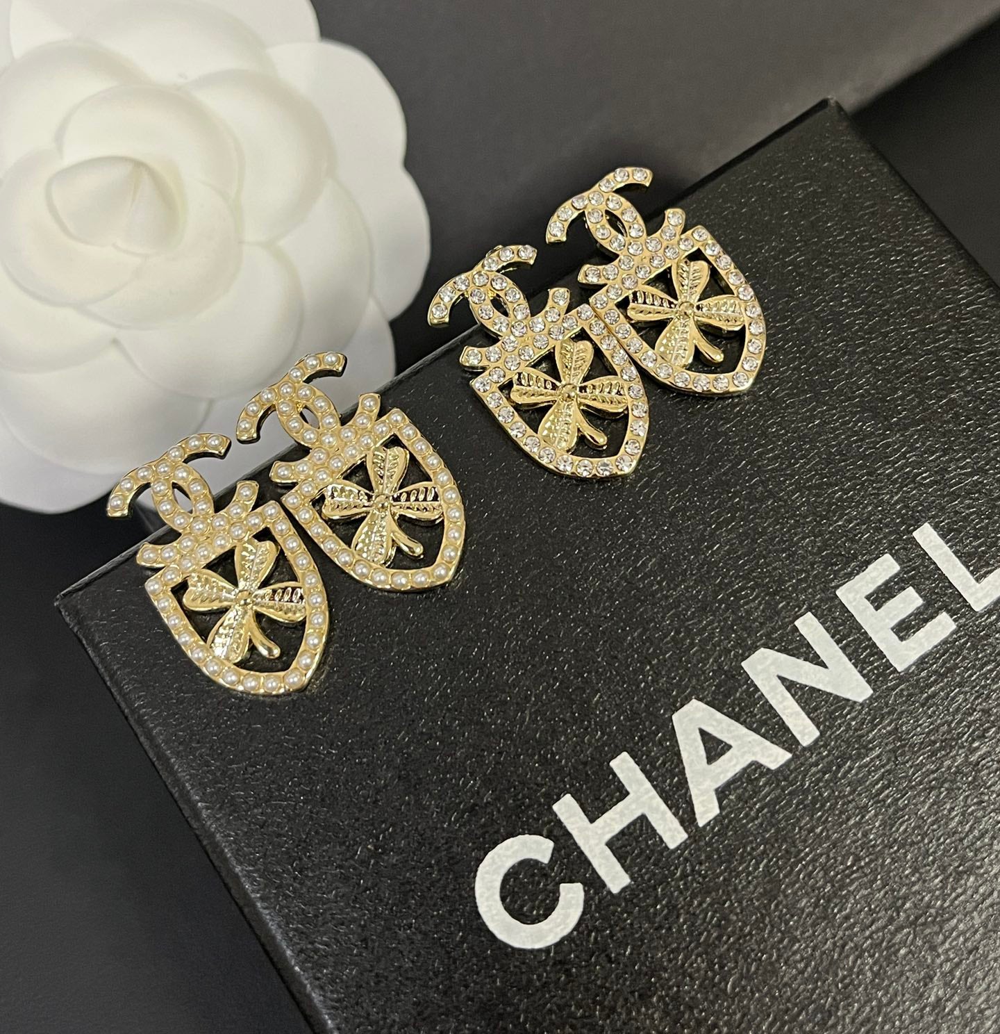 Shield diamond earrings mysite
