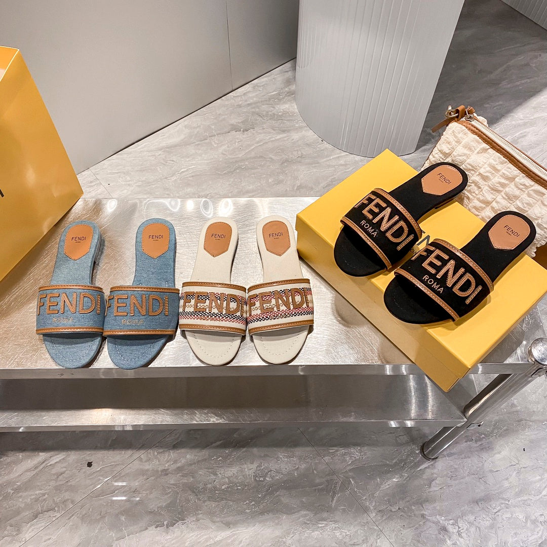 Embroidered Letters Flat Slippers mysite