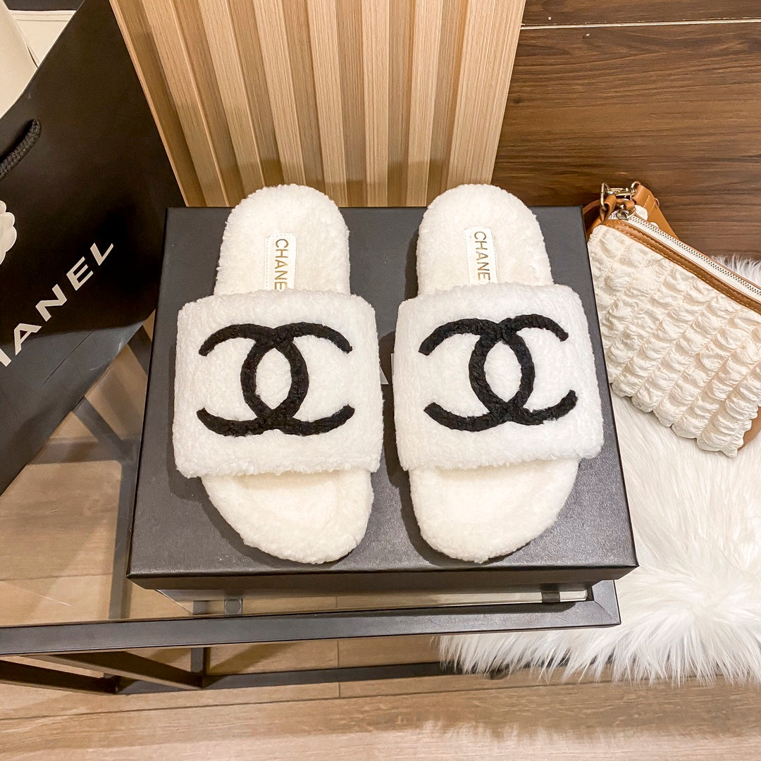 Classic Flat Fur Slippers mysite