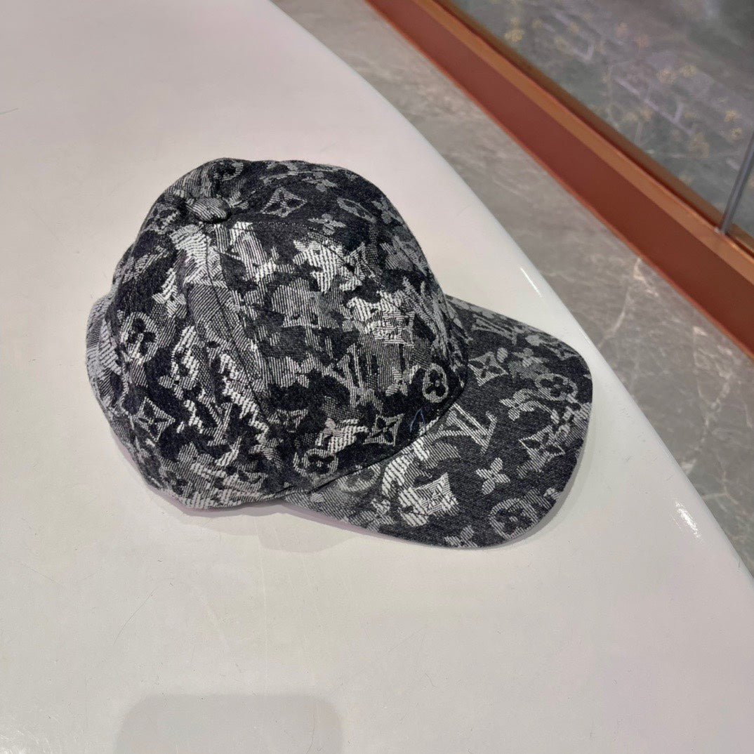 Fashionable new style casual matching clothing duckbill cap baseball cap 18 mysite