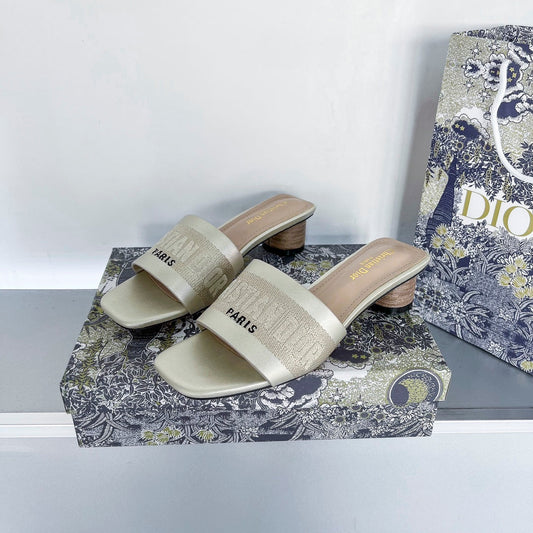 Letters Embroidery Dway Heeled mysite