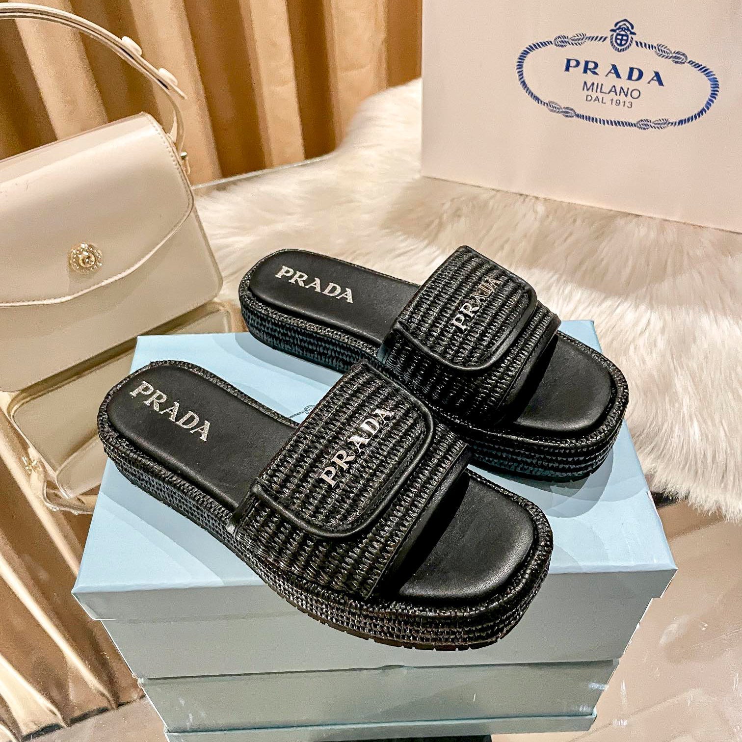 Woven Thick-Soled Slippers mysite