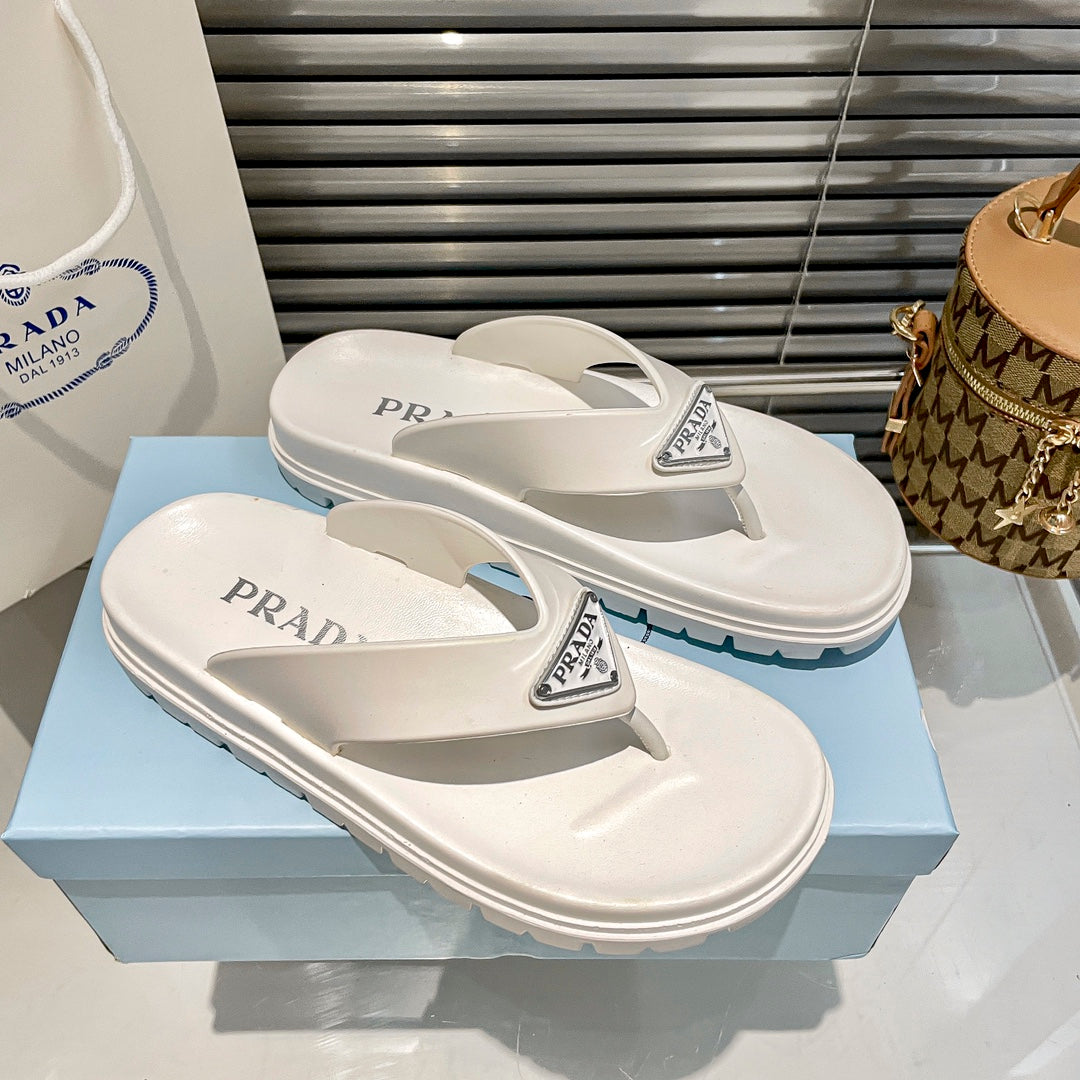Triangle Logo Rubber Flip Flops mysite