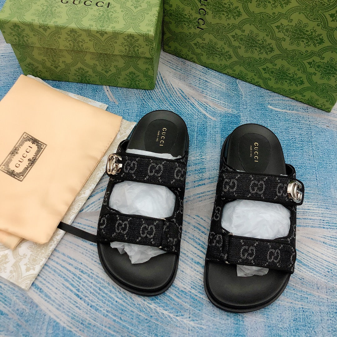 Vintage G Embossed Velcro Sandals mysite