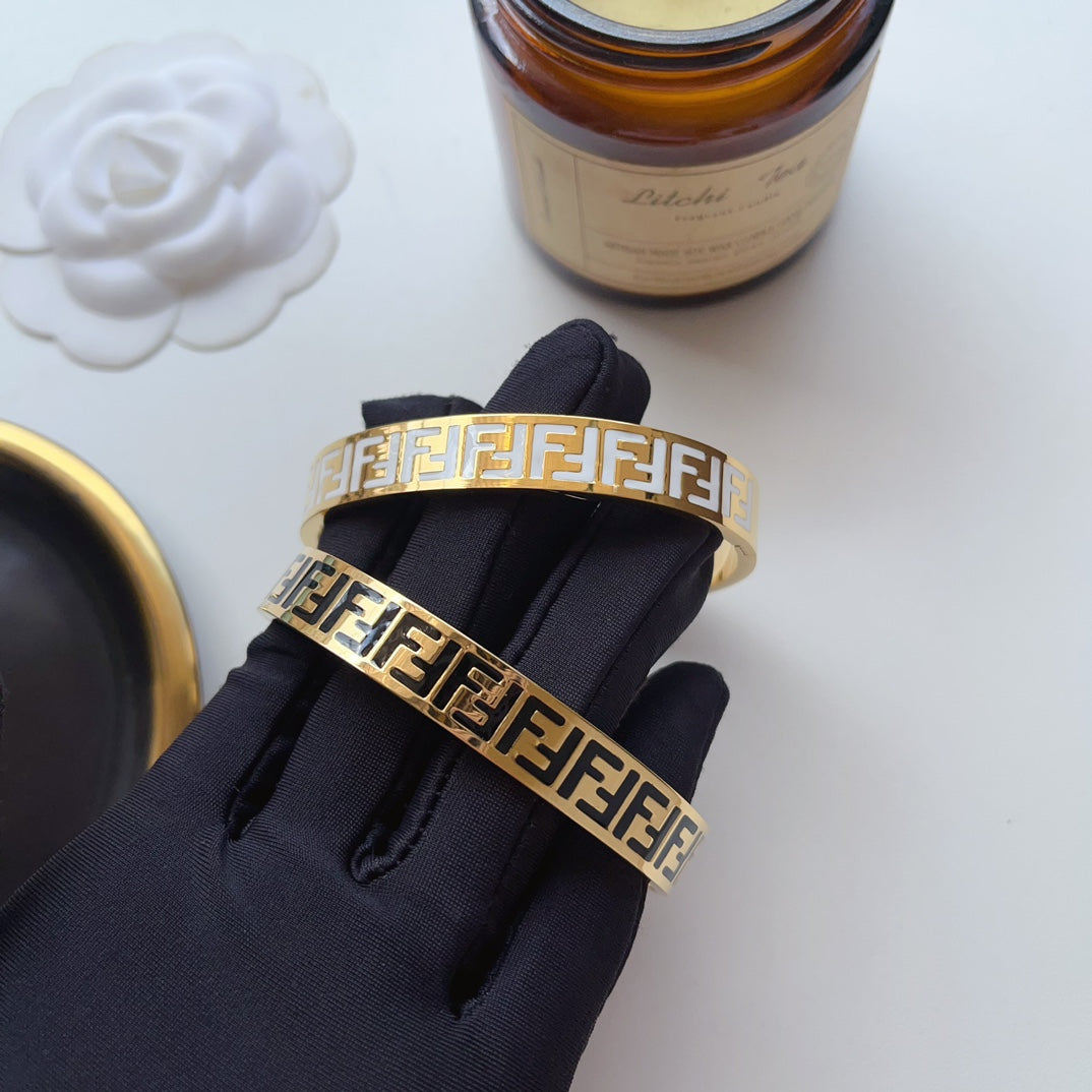 Enamel embossed titanium steel bracelet mysite