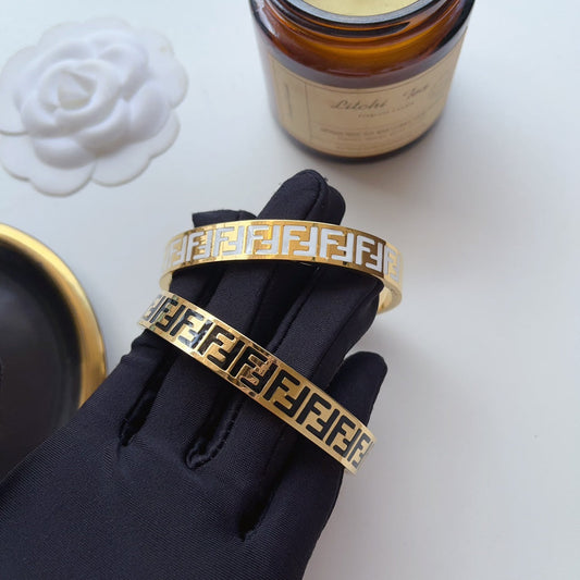Enamel embossed titanium steel bracelet mysite