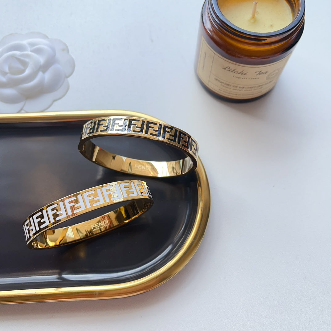 Enamel embossed titanium steel bracelet mysite