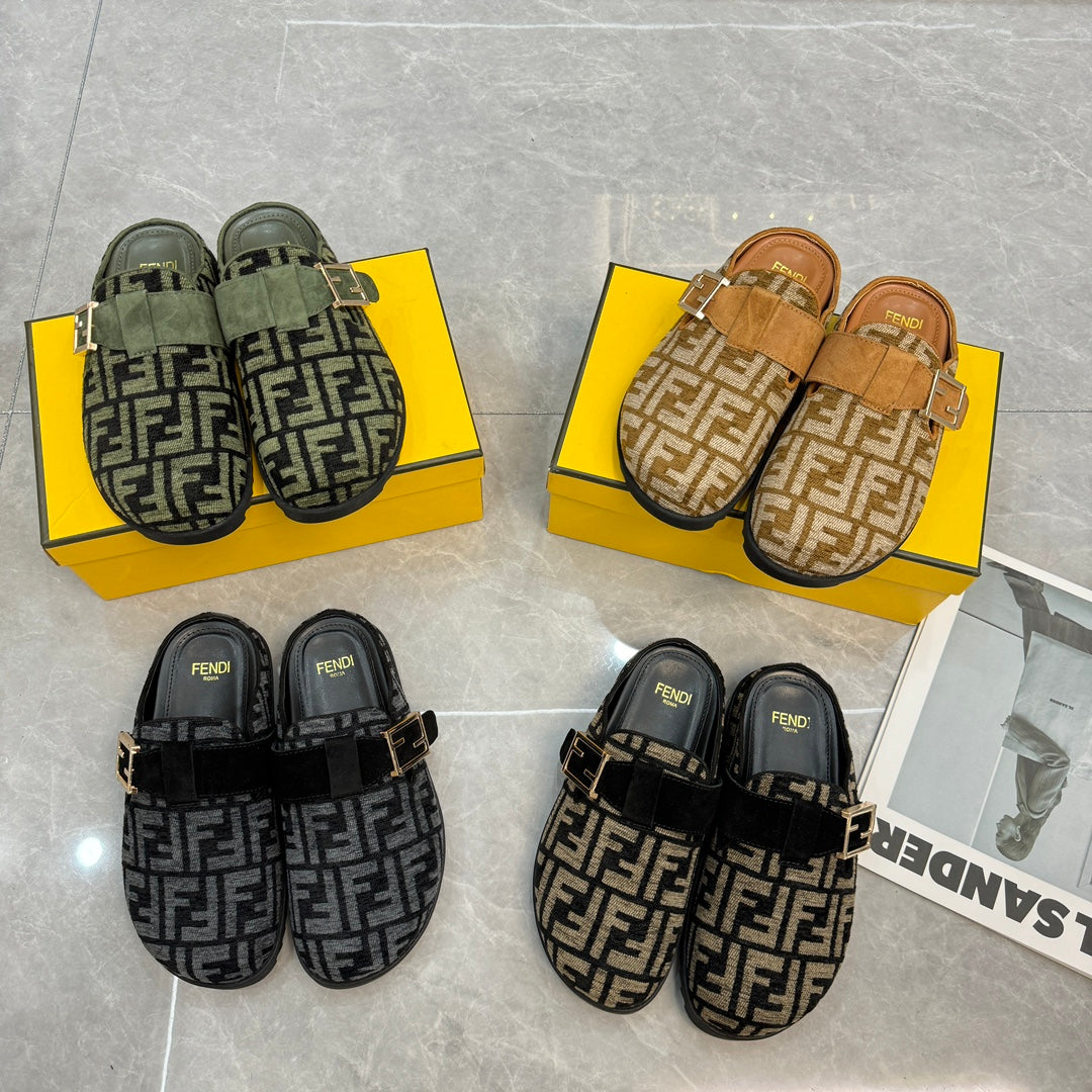 Autumn and Winter Retro Embossed Flat Slippers mysite