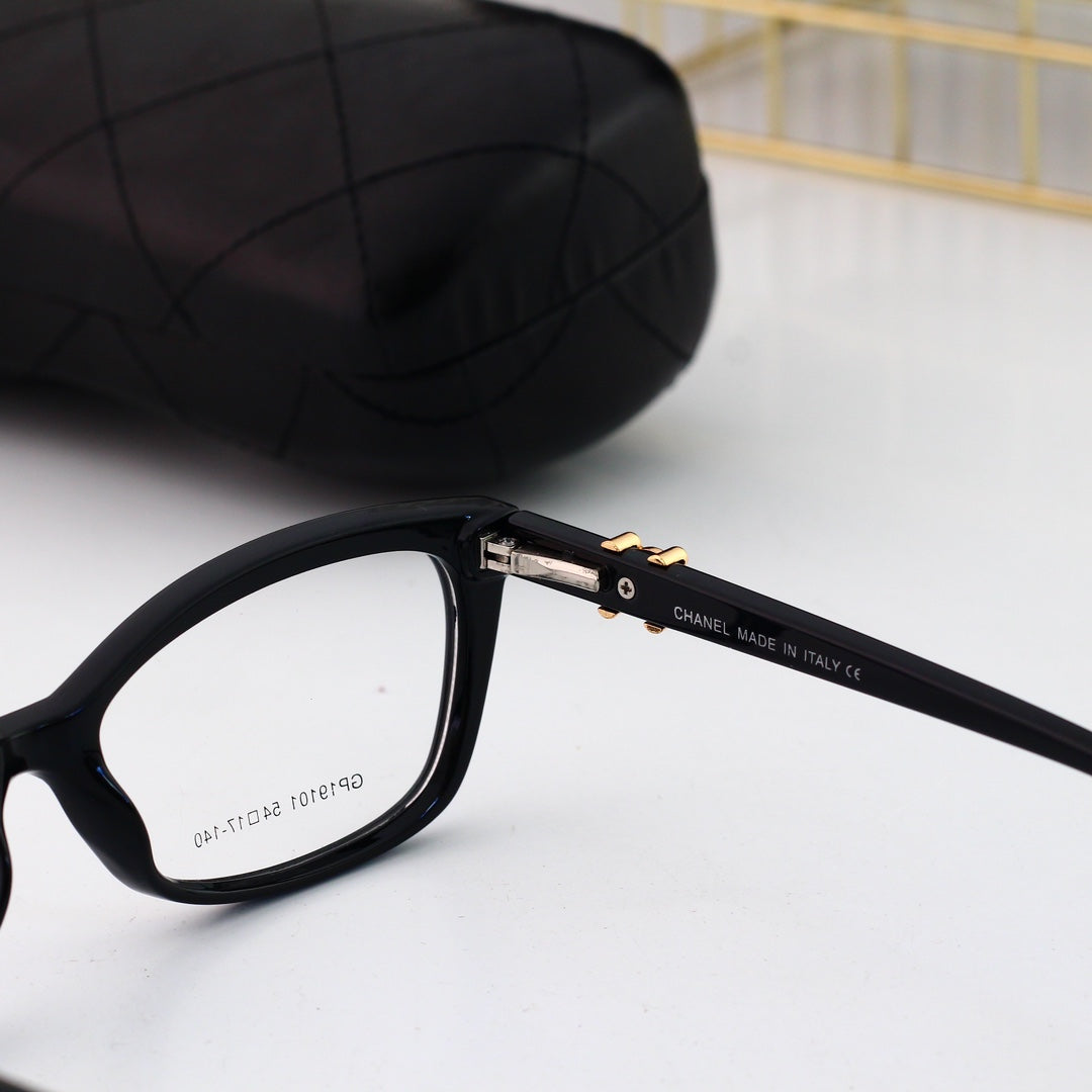 Fashionable Rhinestone Logo Glasses mysite