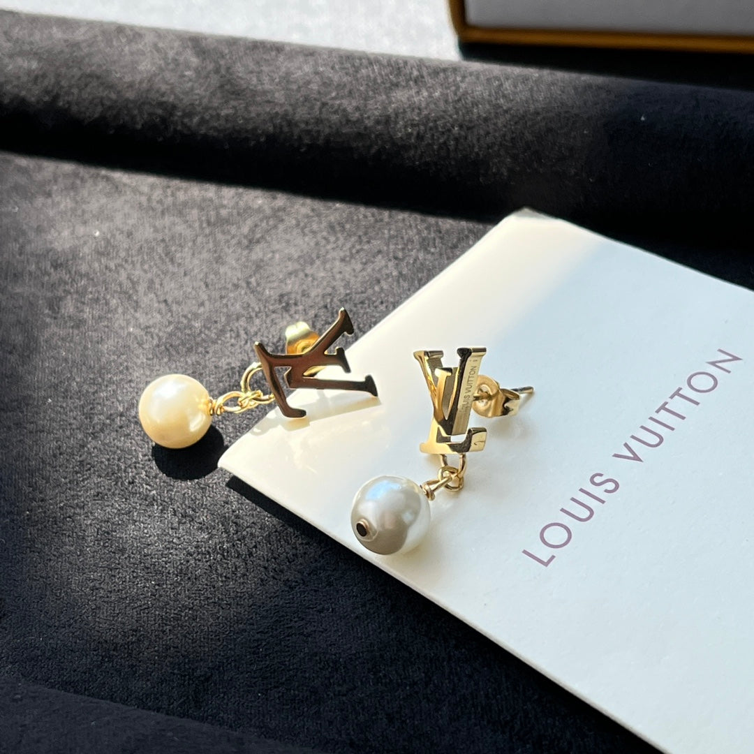 Pearl Drop Earrings mysite