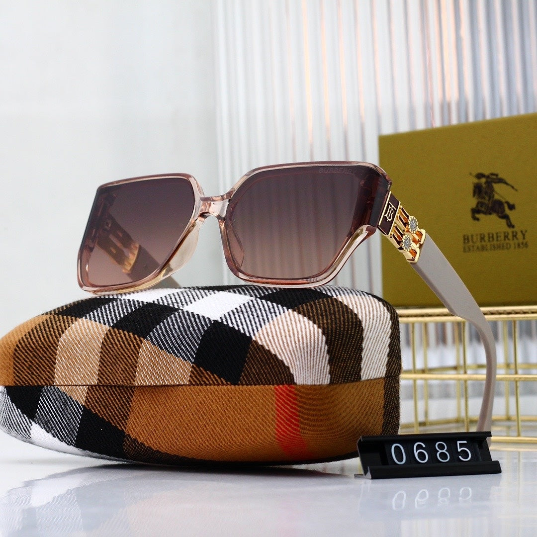 Fashion hot 7 color sunglasses 0685 mysite