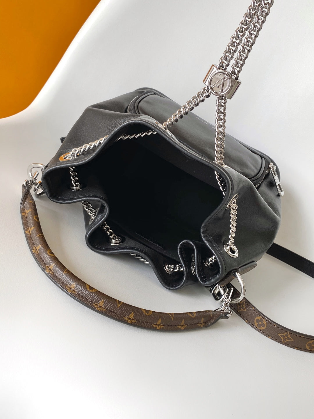 LV M14377 No Way Vibe Handbag 24cm Black Sheepskin & Cowhide HW mysite