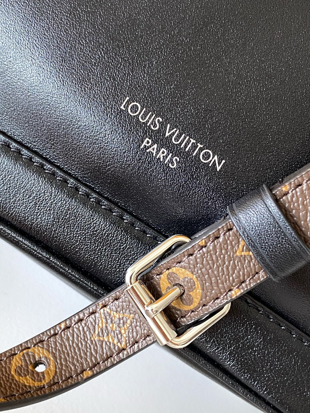 LV M14377 No Way Vibe Handbag 24cm Black Sheepskin & Cowhide HW mysite