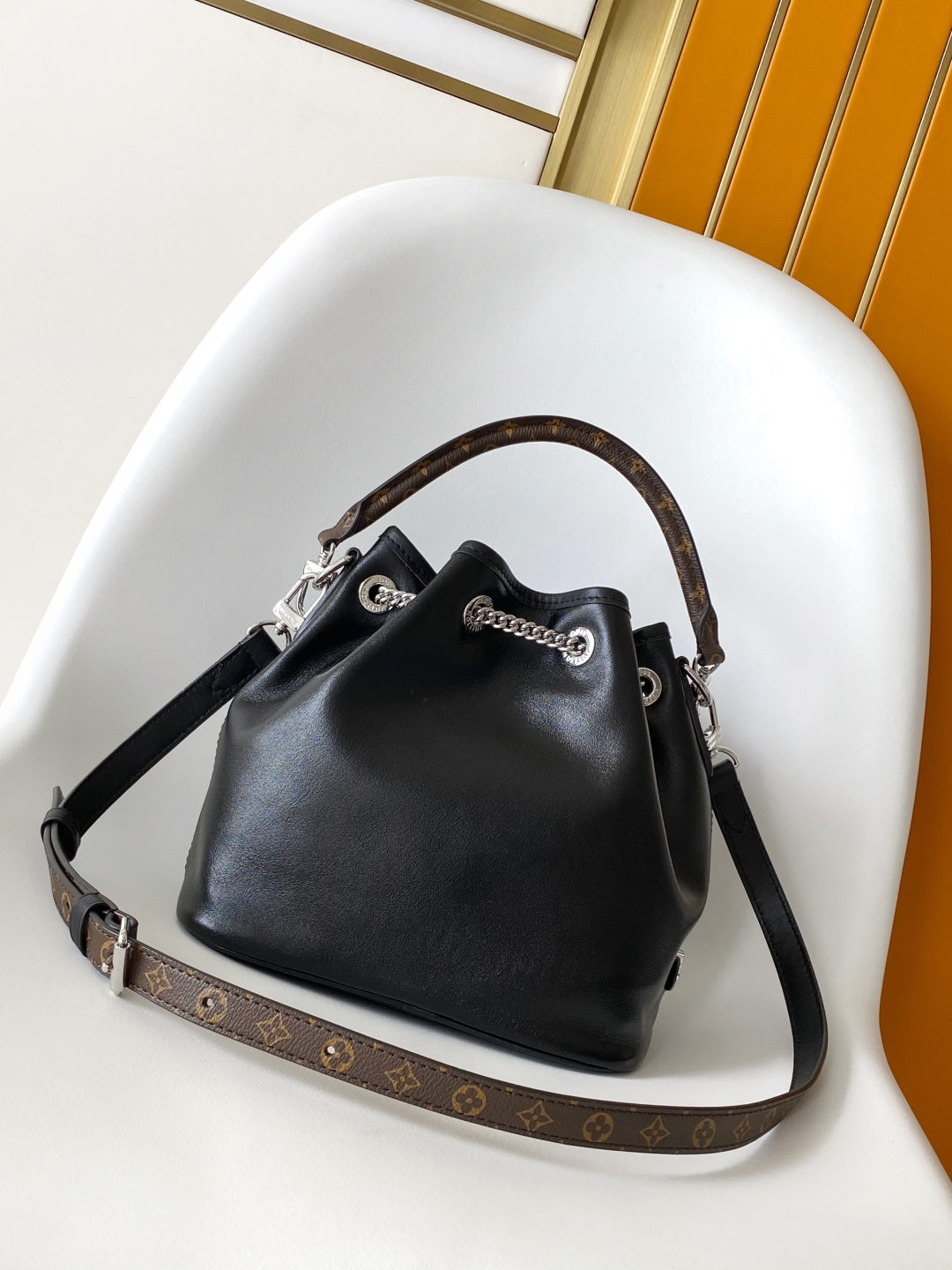 LV M14377 No Way Vibe Handbag 24cm Black Sheepskin & Cowhide HW mysite