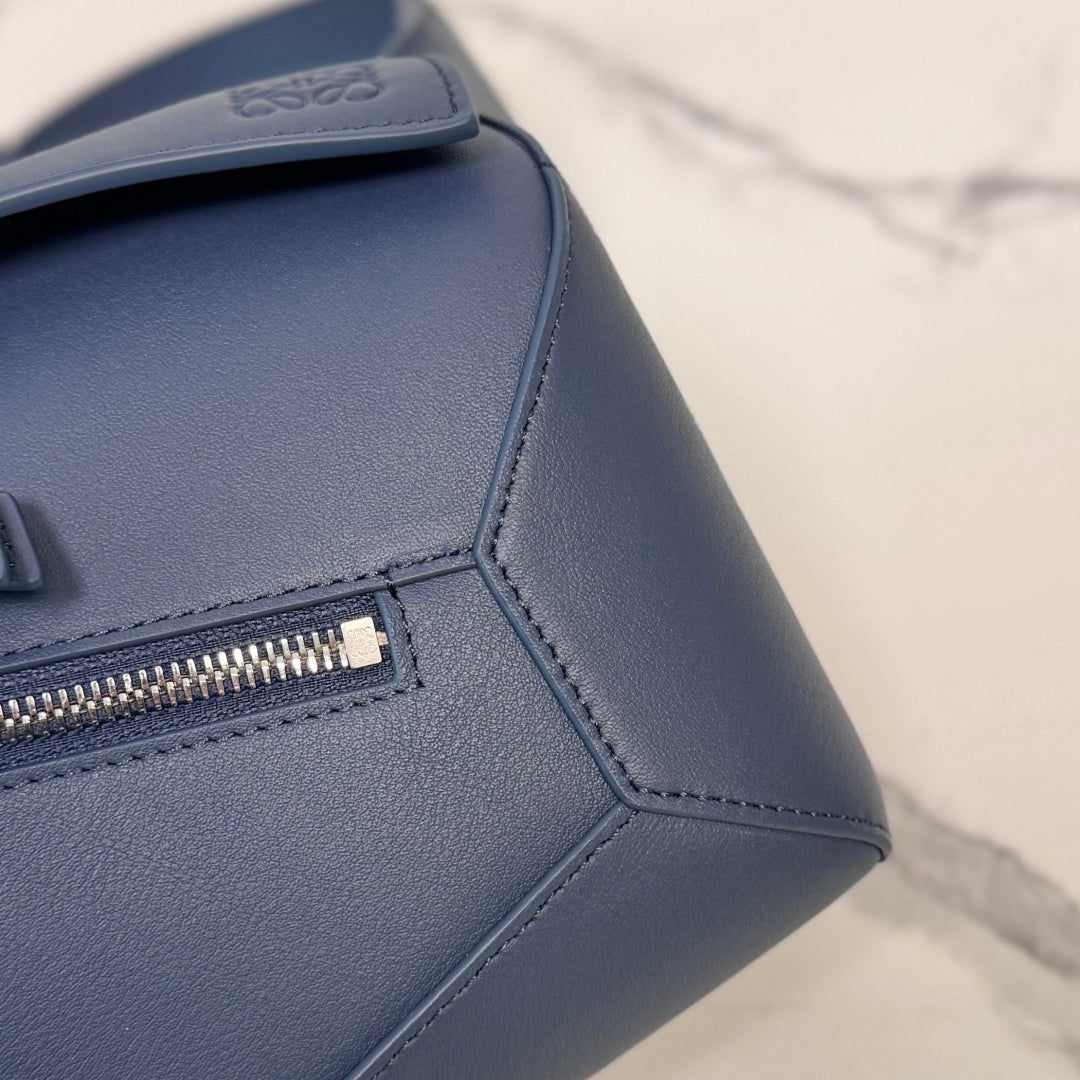 Loewe Puzzle Waist Bag 24 Navy Blue Cowhide mysite