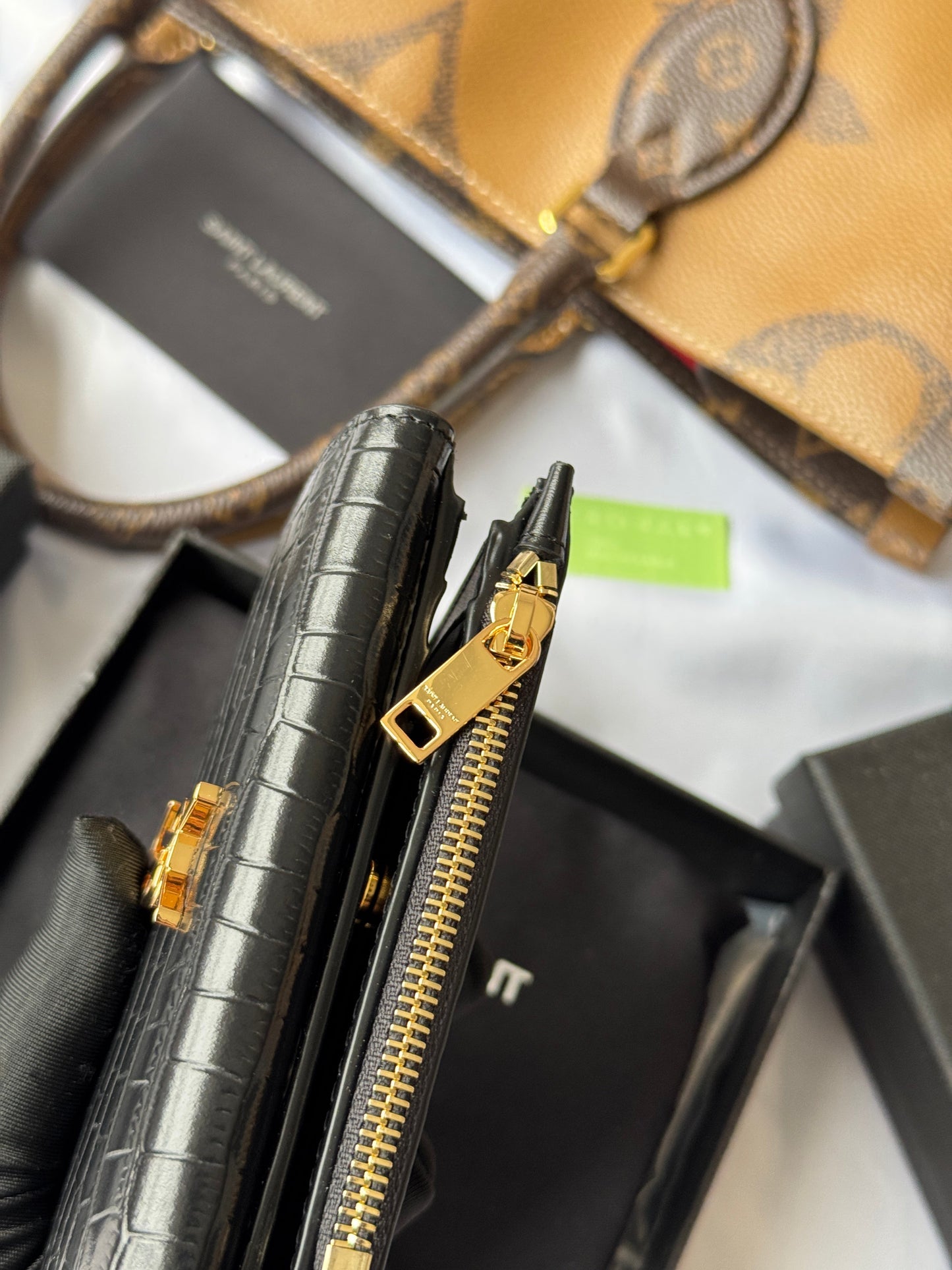 YSL Tri-fold Wallet 12cm Black Gold Alligator leather mysite