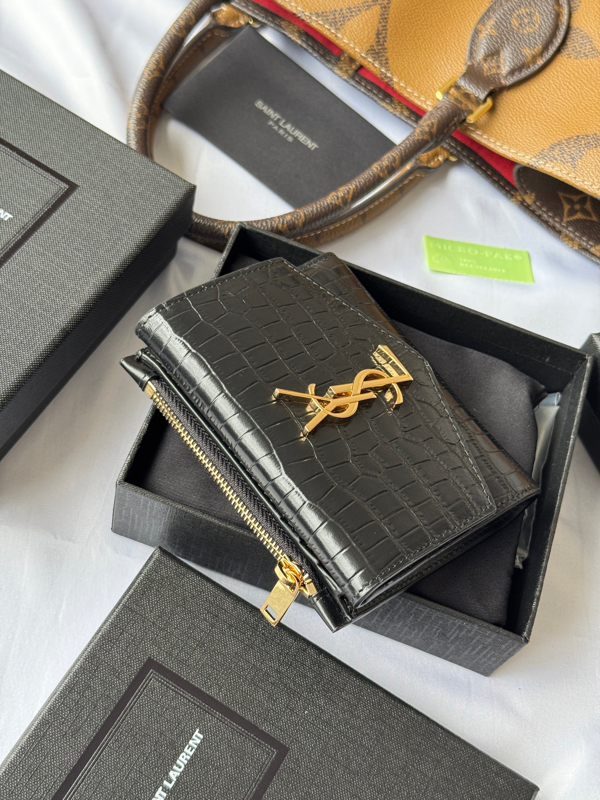 YSL Tri-fold Wallet 12cm Black Gold Alligator leather mysite