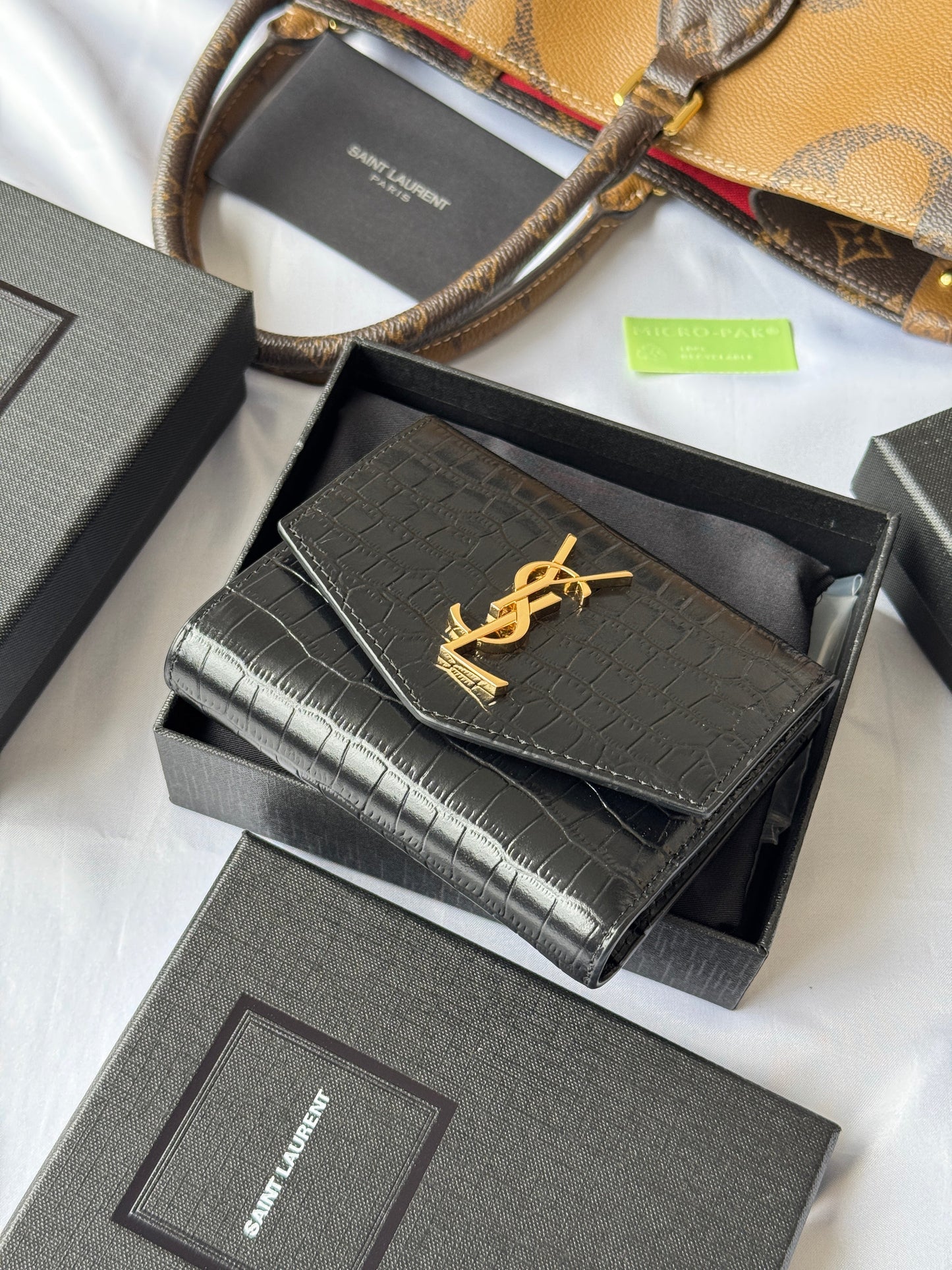 YSL Tri-fold Wallet 12cm Black Gold Alligator leather mysite