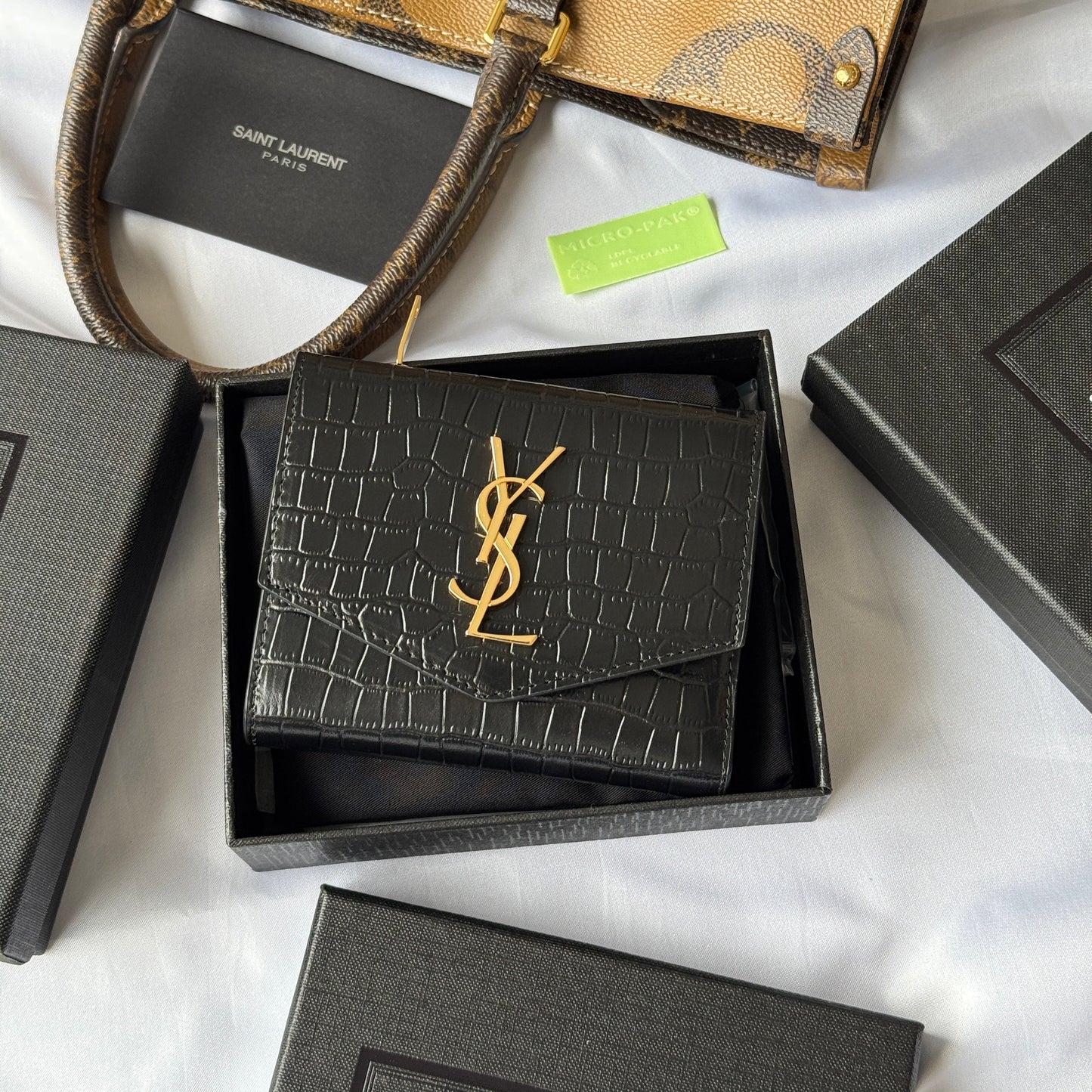 YSL Tri-fold Wallet 12cm Black Gold Alligator leather mysite
