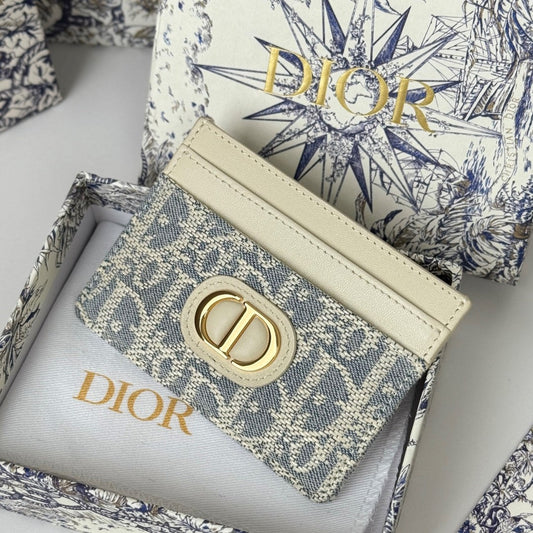 CD 30 Montaigne Freesia Card Holder 10cm White Grey Jacquard