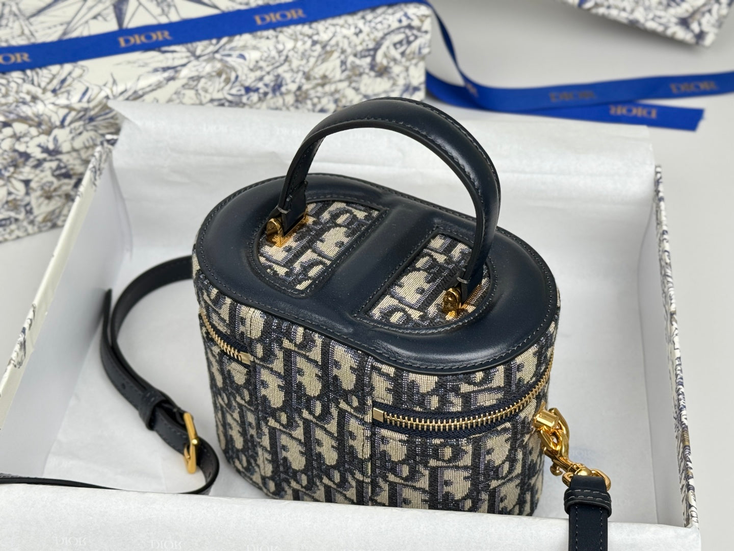 CD  Signature Vanity Case 16cm Blue Jacquard mysite