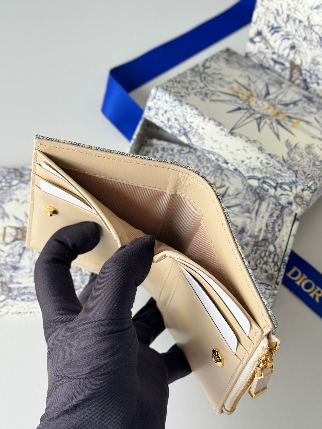 CD 30 Montaigne Dahlia Wallet 12cm Grey Beige Fabric & Calfskin Jacquard mysite