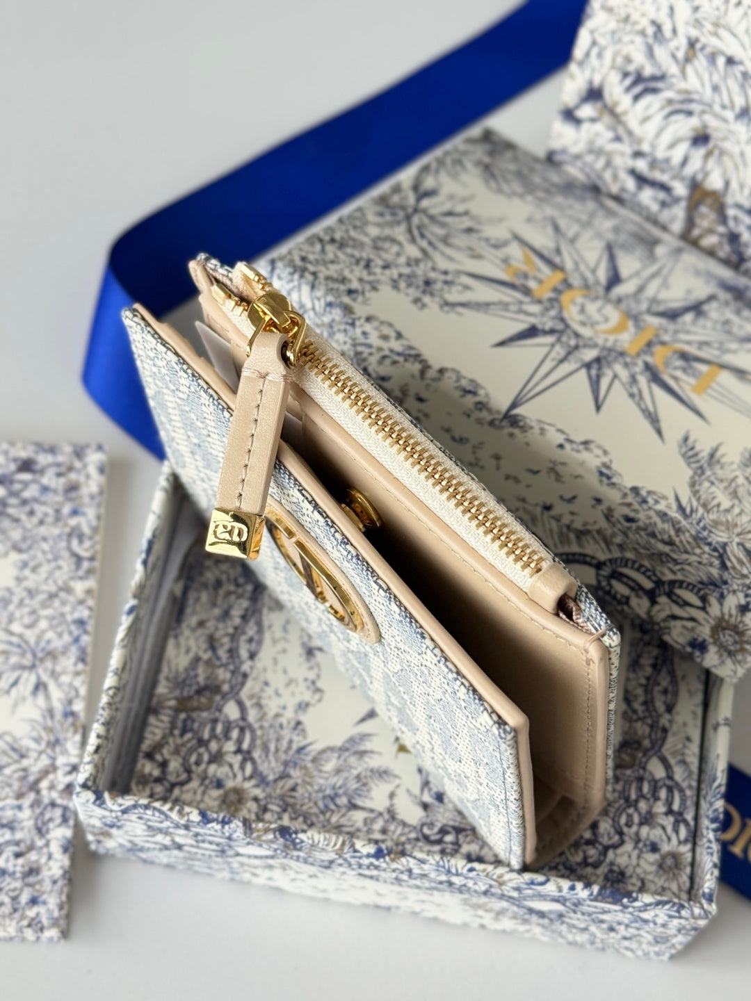 CD 30 Montaigne Dahlia Wallet 12cm Grey Beige Fabric & Calfskin Jacquard mysite