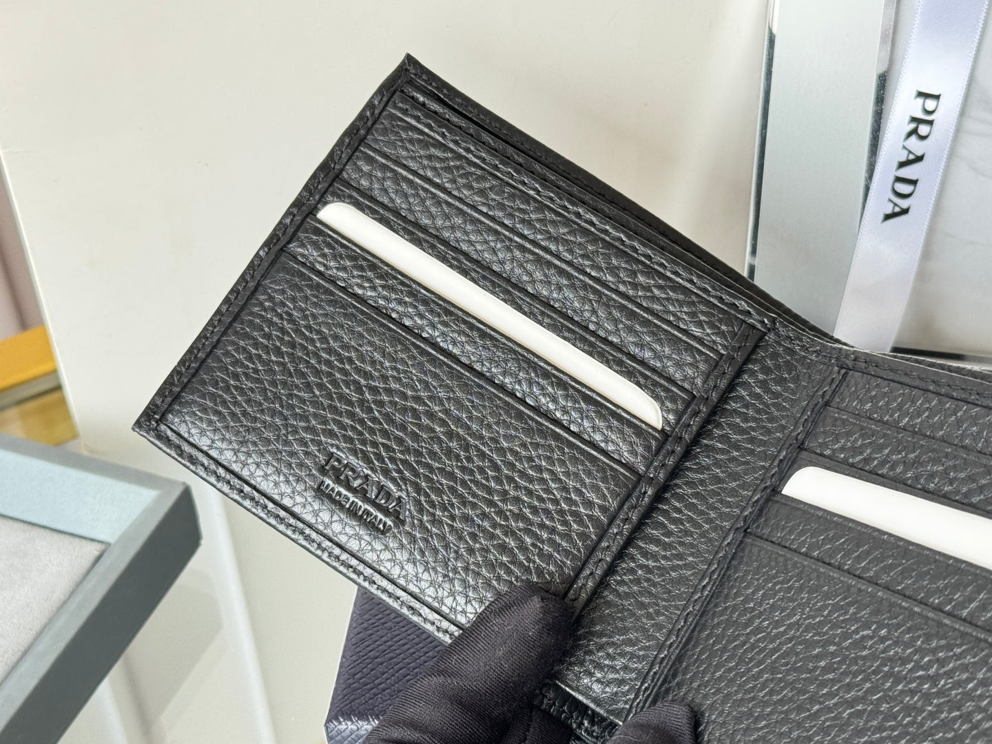 Pra 2M0513 Wallet 11cm Black lychee-grained cowhide HW mysite