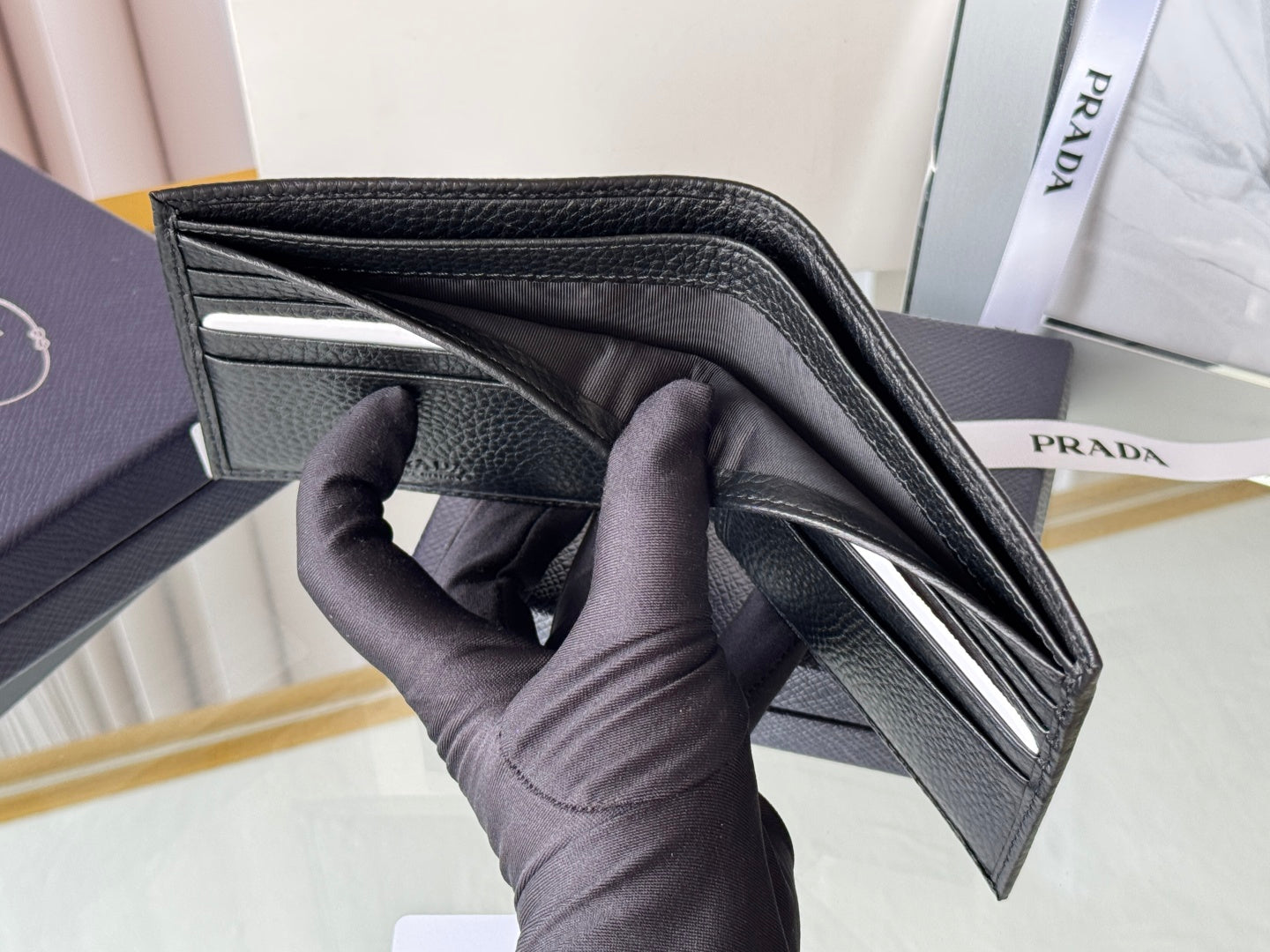 Pra 2M0513 Logo-Debossed Wallet 11cm Black lychee-grained cowhide mysite