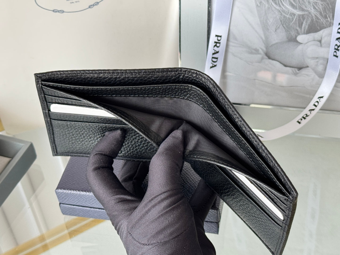 Pra 2M0513  Metal Triangle Logo Wallet 11cm Black lychee-grained cowhide mysite