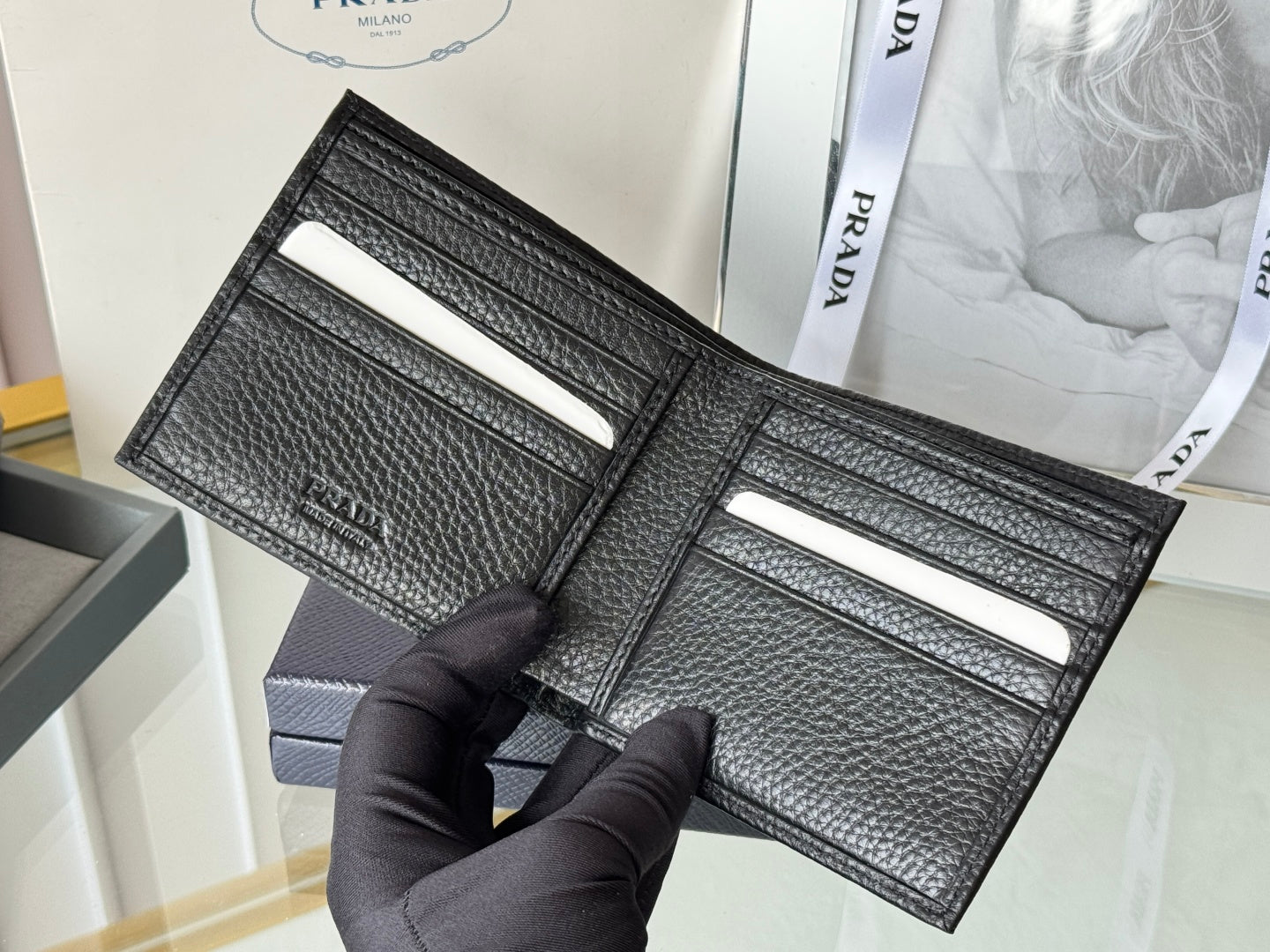 Pra 2M0513  Metal Triangle Logo Wallet 11cm Black lychee-grained cowhide mysite