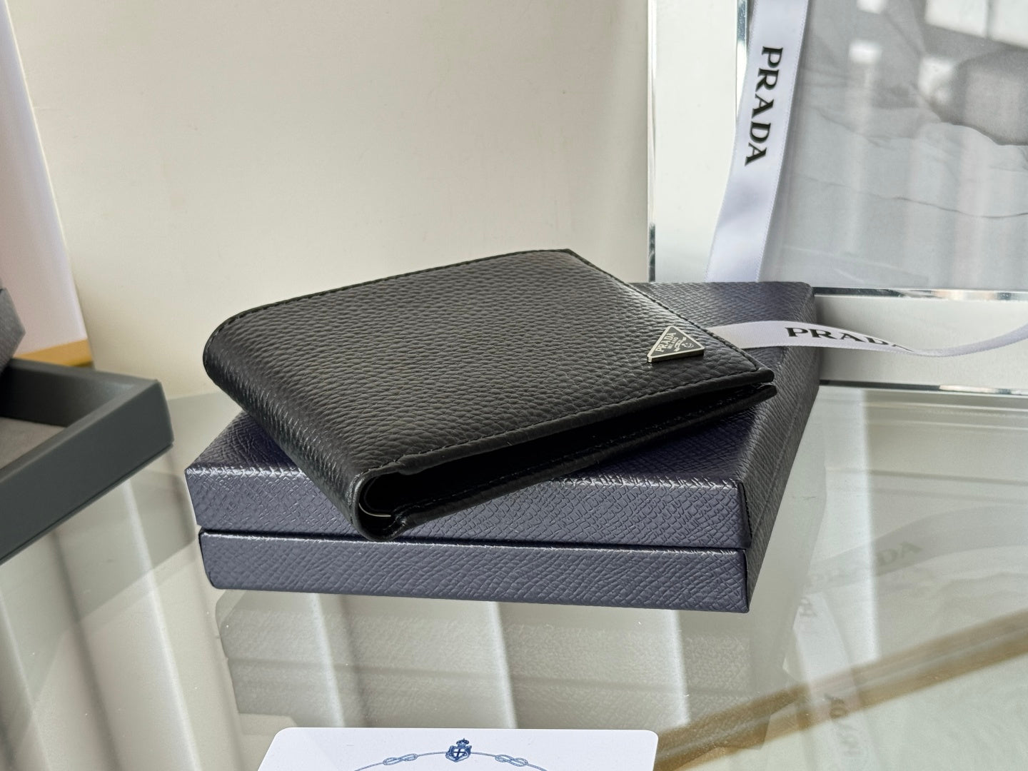 Pra 2M0513  Metal Triangle Logo Wallet 11cm Black lychee-grained cowhide mysite