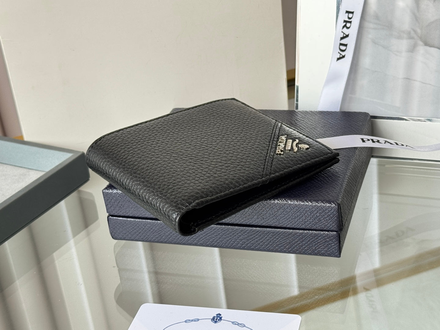 Pra 2M0513 Logo-Stamp Wallet 11cm Black lychee-grained cowhide mysite