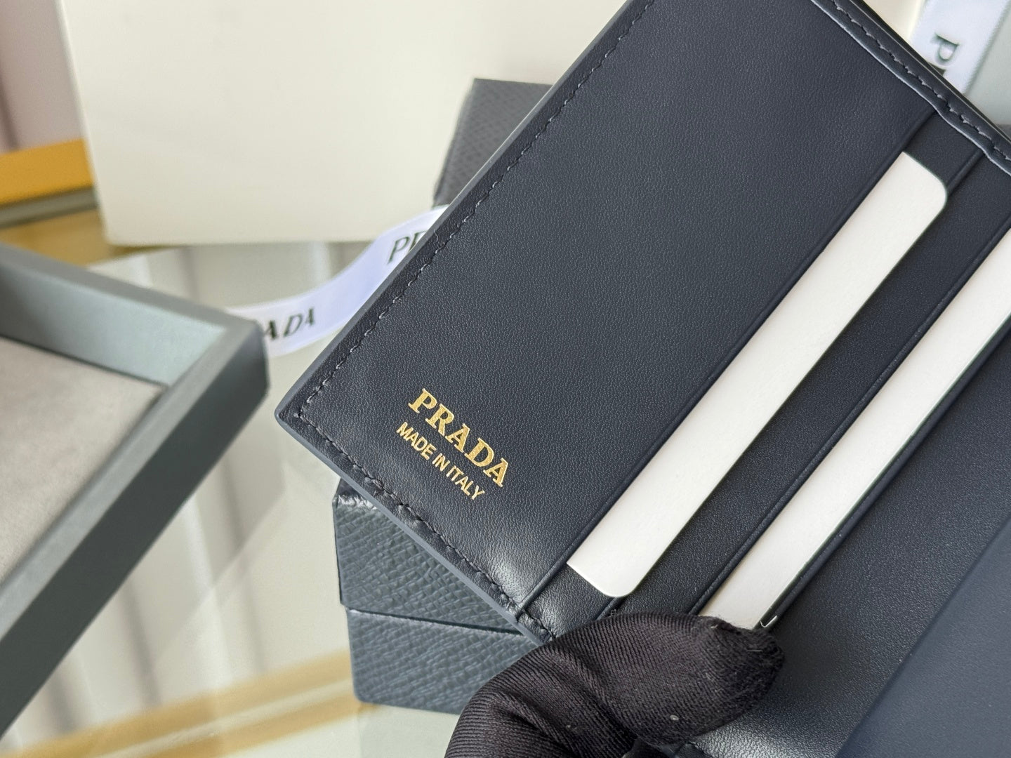 Pra 1MV204 Small Wallet Grey Saffiano & Smooth Leather