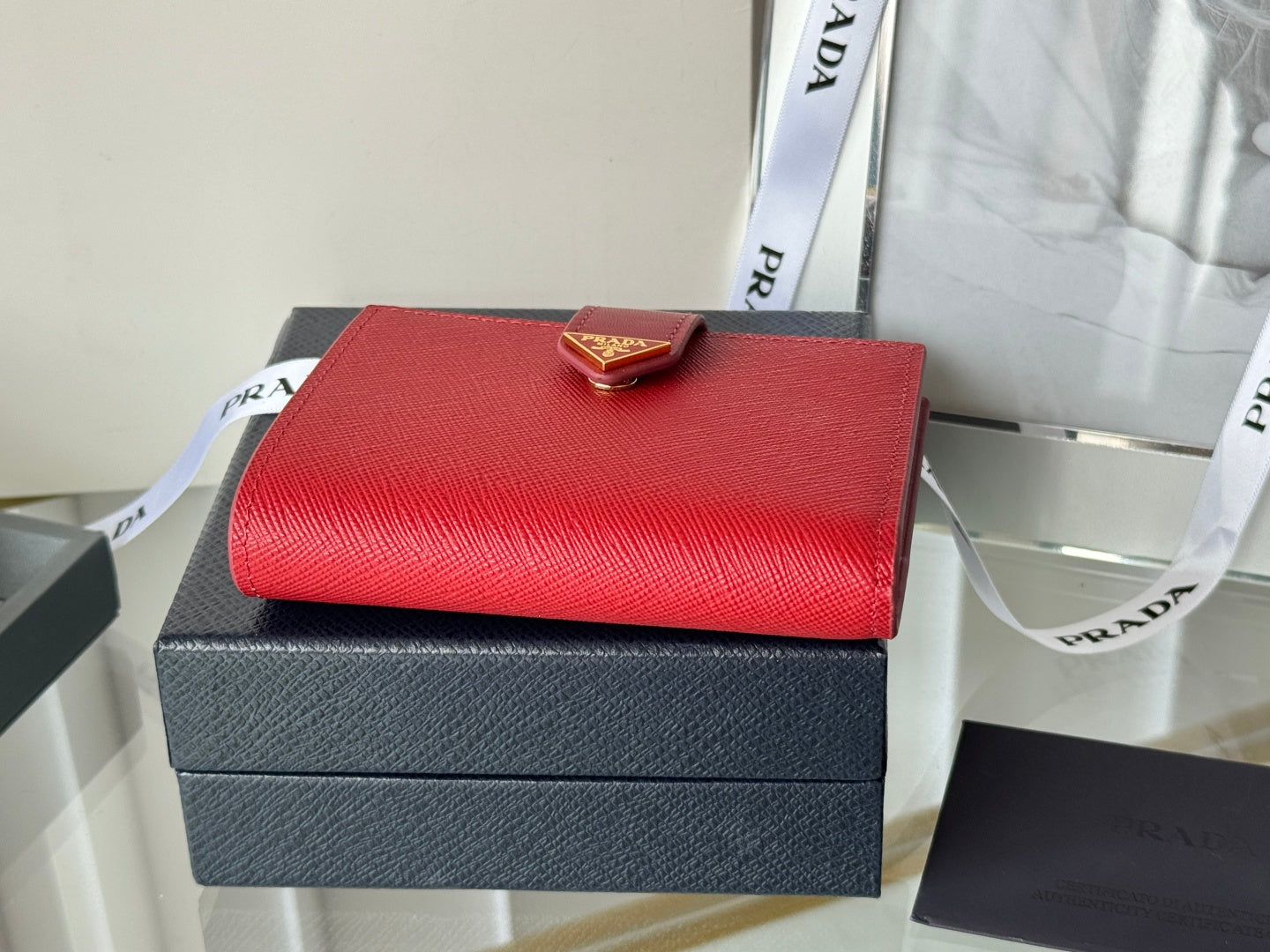 Pra 1MV204 Small Wallet Red Saffiano & Smooth Leather mysite