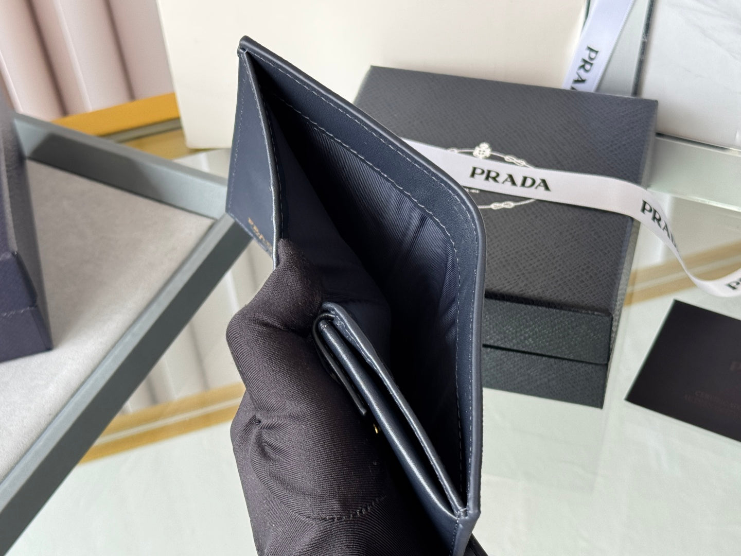 Pra 1MV204 Small Wallet Grey Saffiano & Smooth Leather