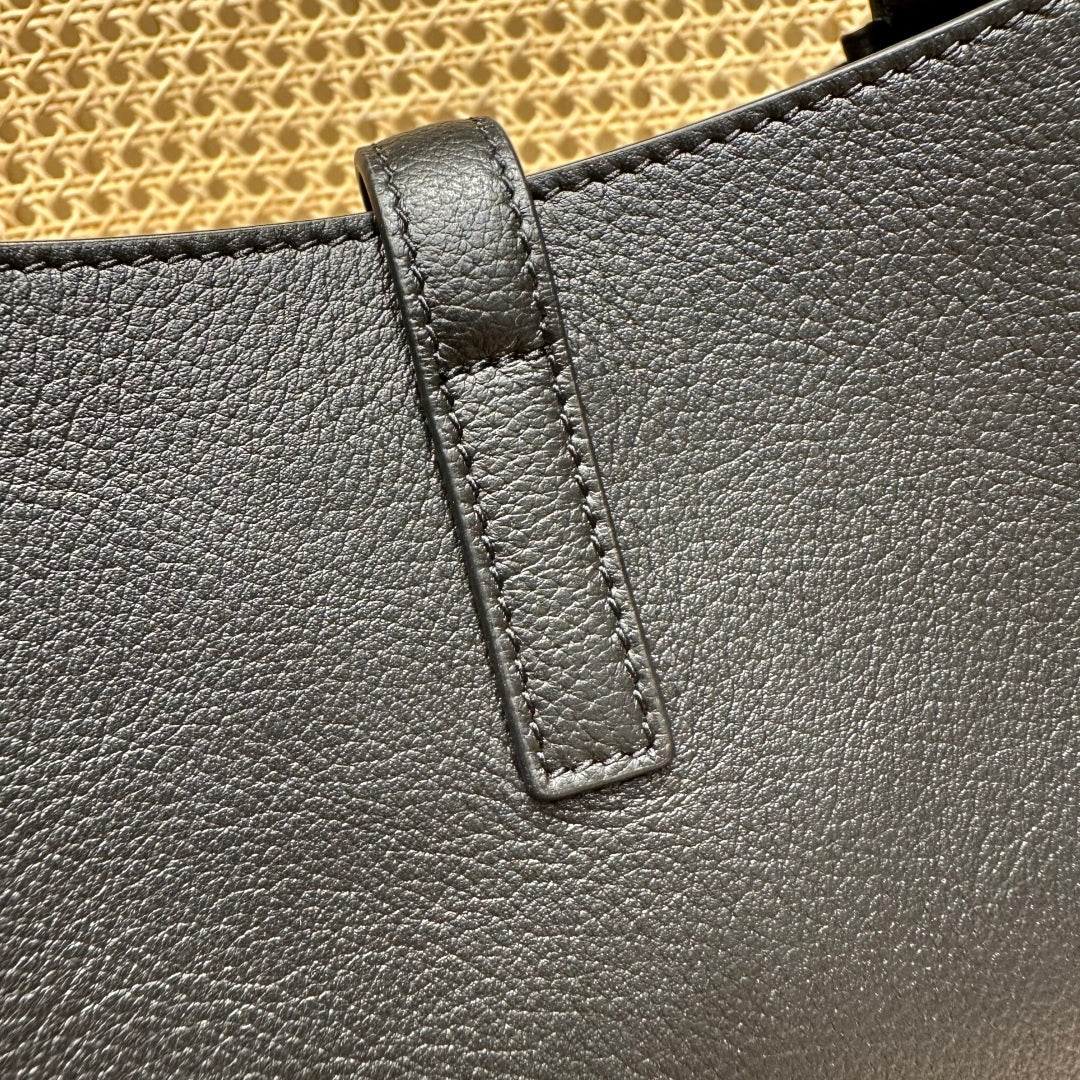 YSL Bag 22cm Black Gold Raffia Cowhide mysite