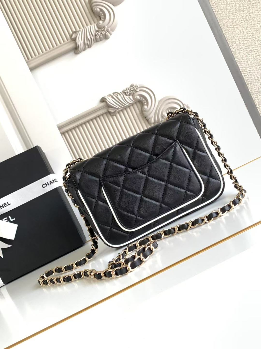 CC 25P Mini Flap Bag 20cm Black White Calfskin mysite