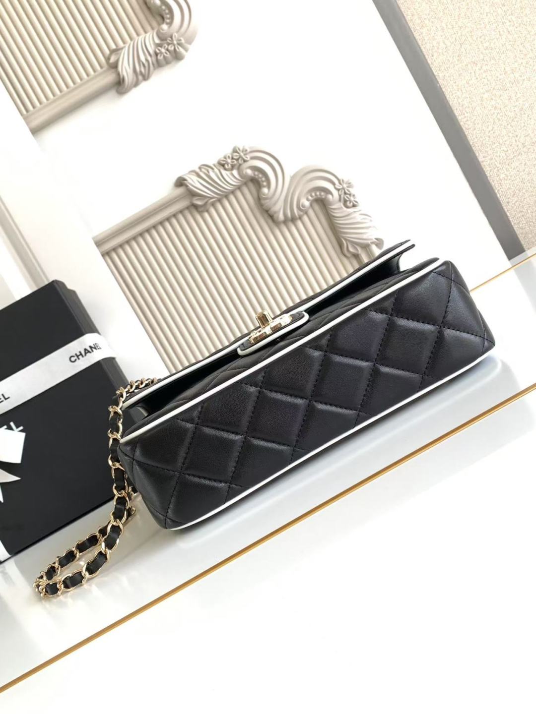 CC 25P Mini Flap Bag 23cm Black White Calfskin mysite