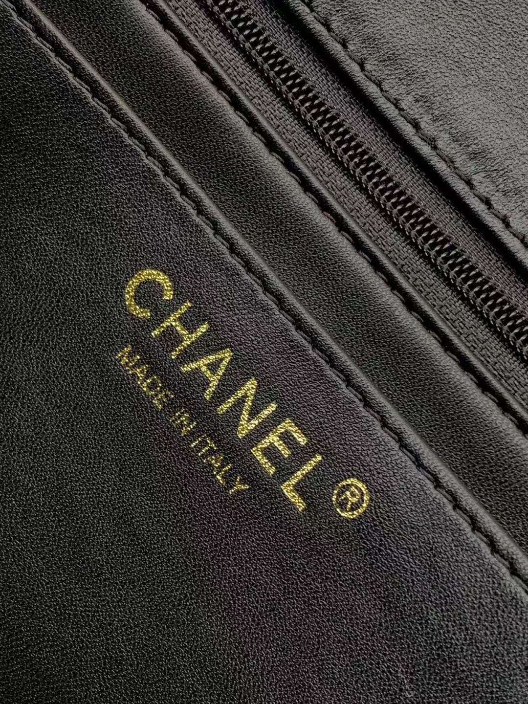 CC 25P Mini Flap Bag 23cm Black White Calfskin mysite