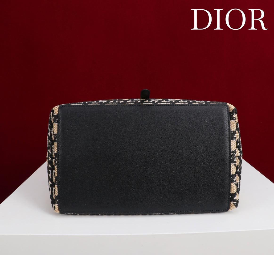 CD Toujours Bag 29 Diamond Black Beige Leather mysite