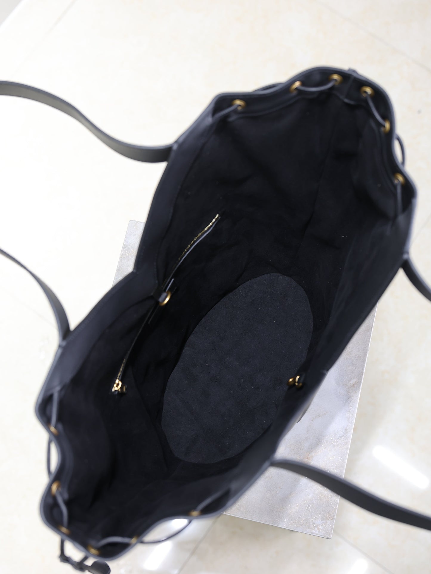 Prada Y Large Leather HOBO Bag Black Leather mysite