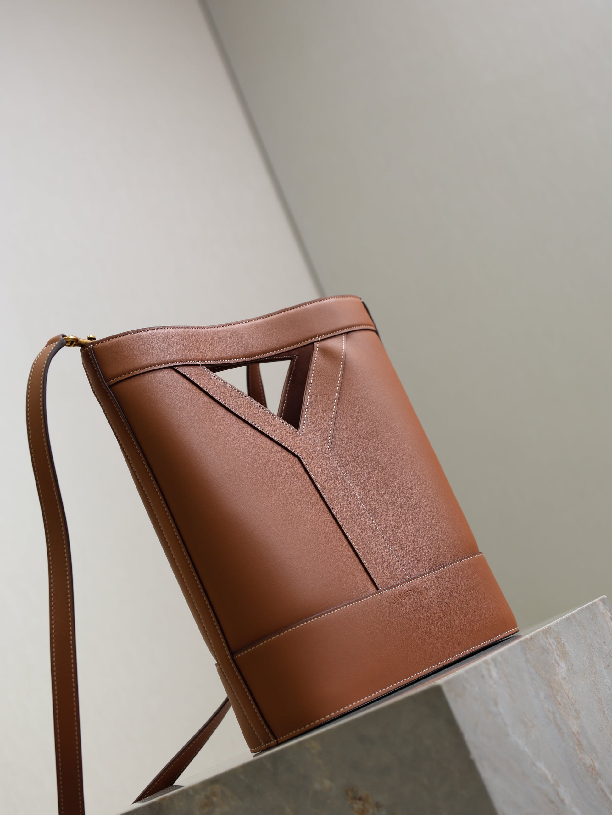 Prada Y Small Bucket 23cm Caramel Leather mysite