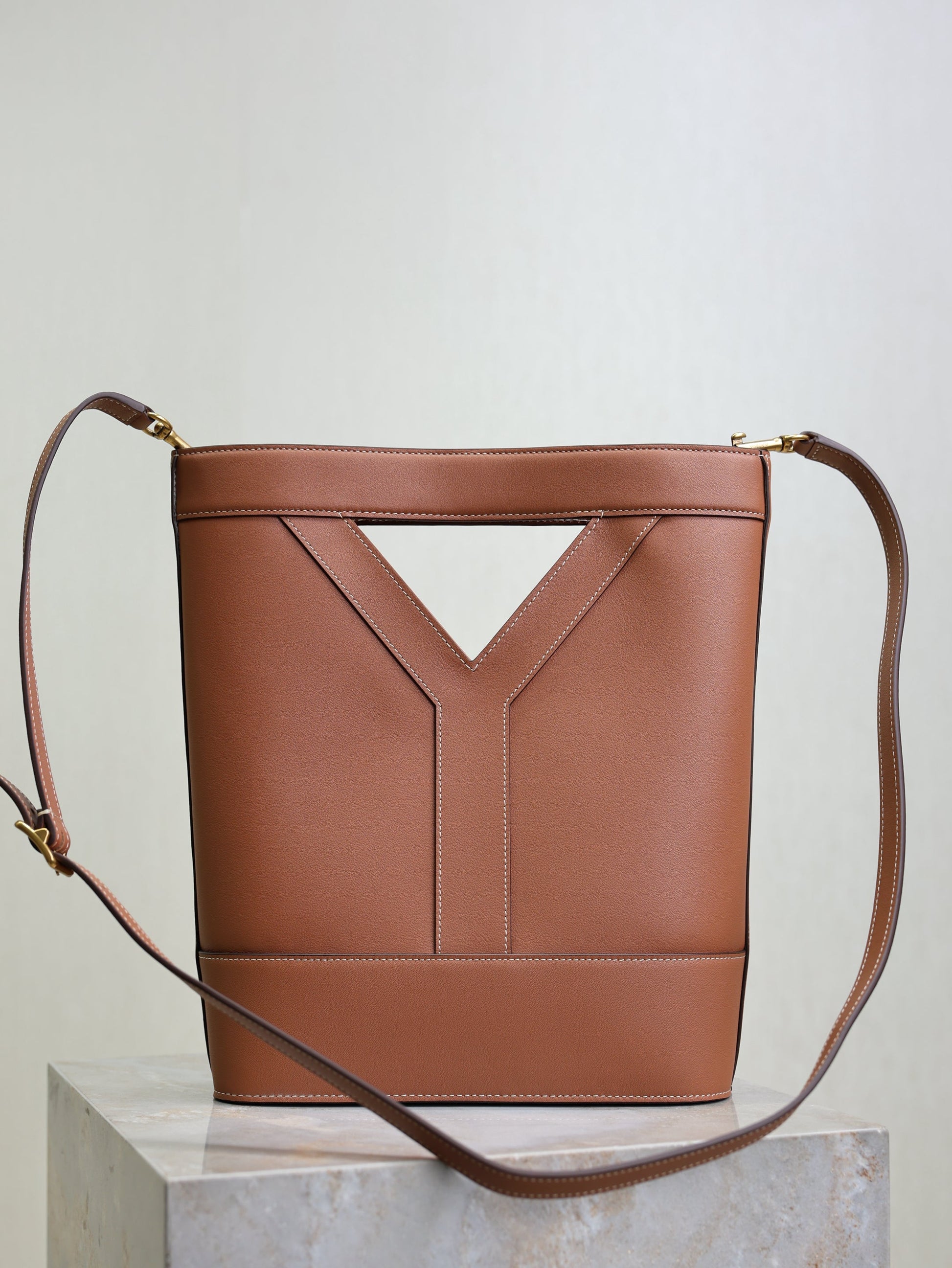 Prada Y Small Bucket 23cm Caramel Leather mysite