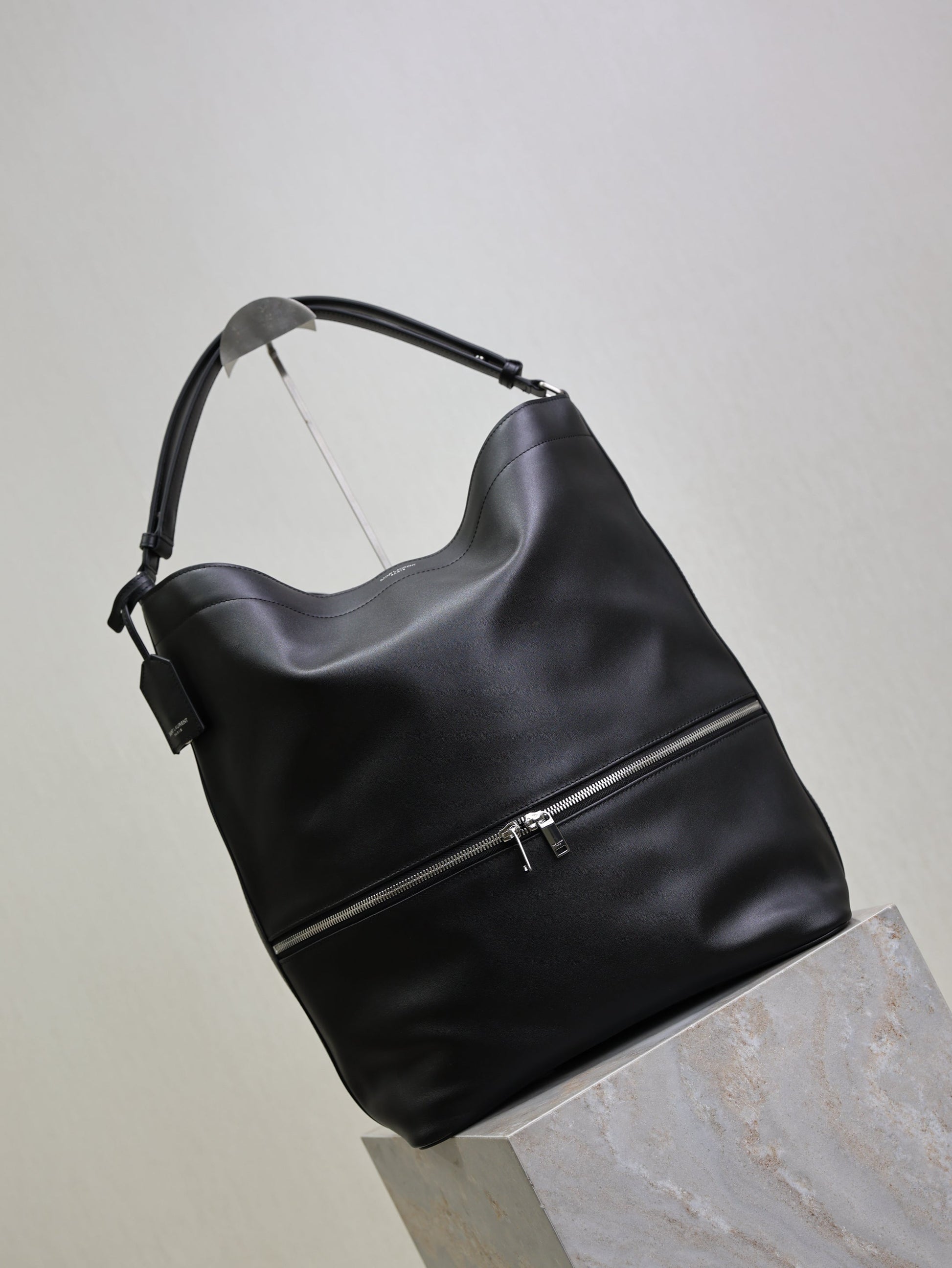 YSL Tag Hobo 31cm Black Cowhide mysite