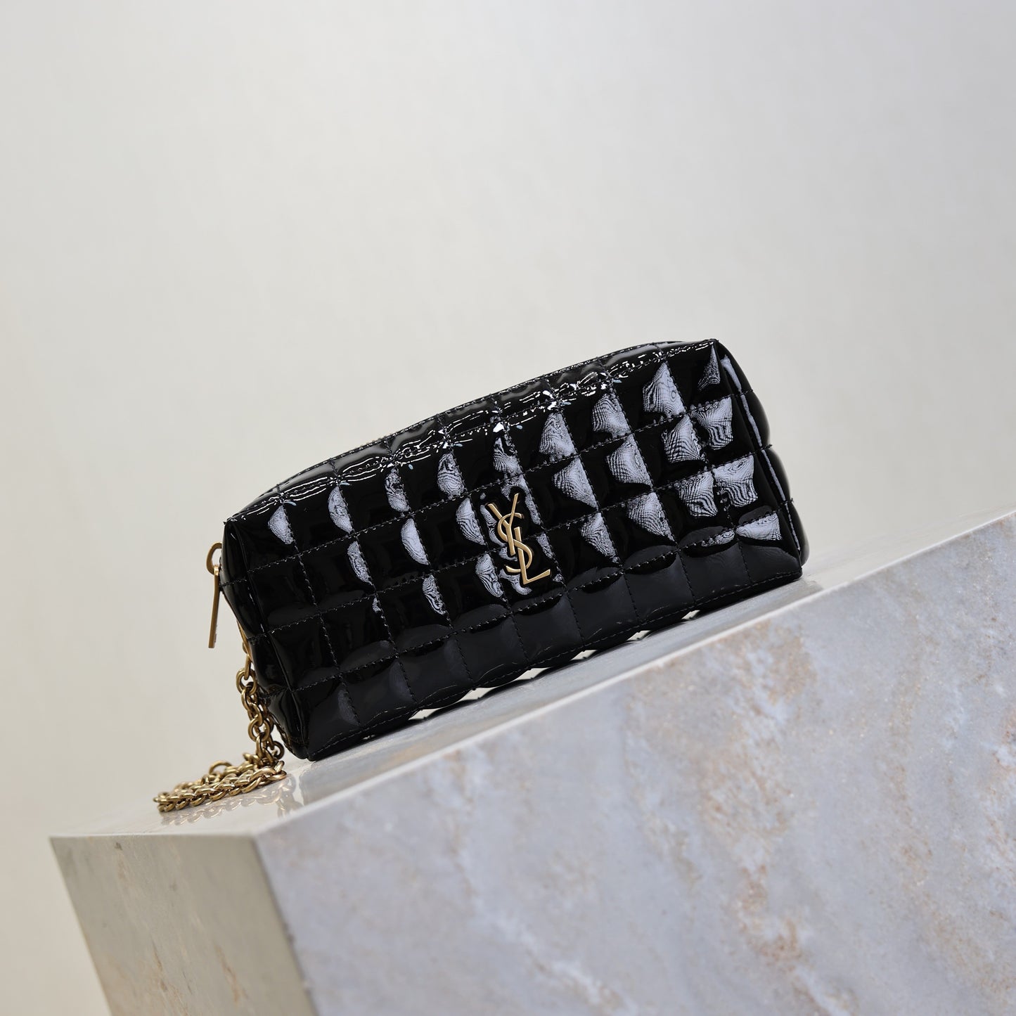 YSL Cassandre Matelassé Chain Clutch 18.5cm Black Patent Leather mysite