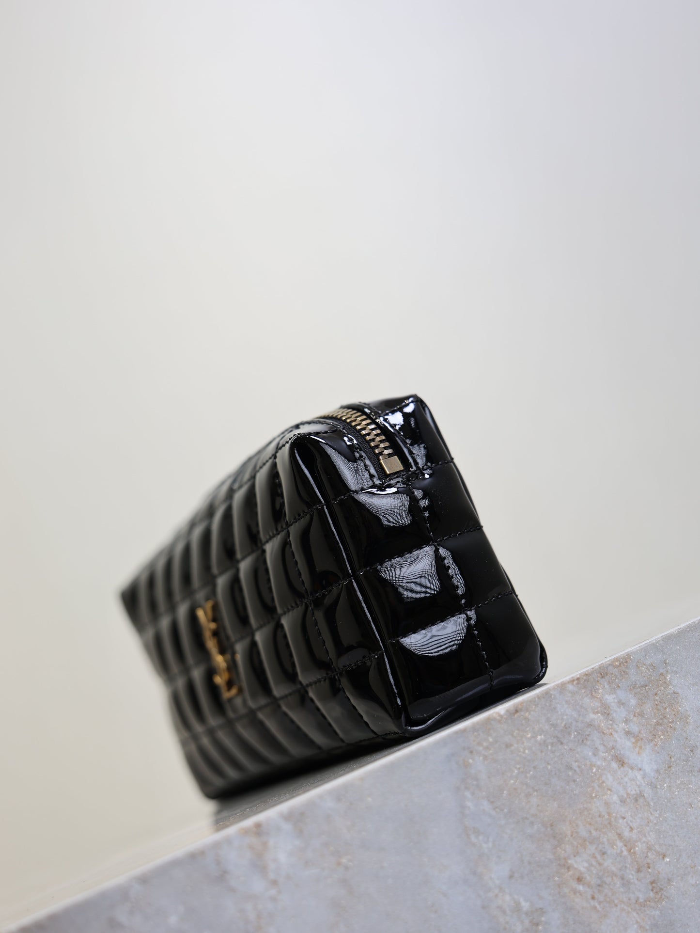 YSL Cassandre Matelassé Chain Clutch 18.5cm Black Patent Leather mysite