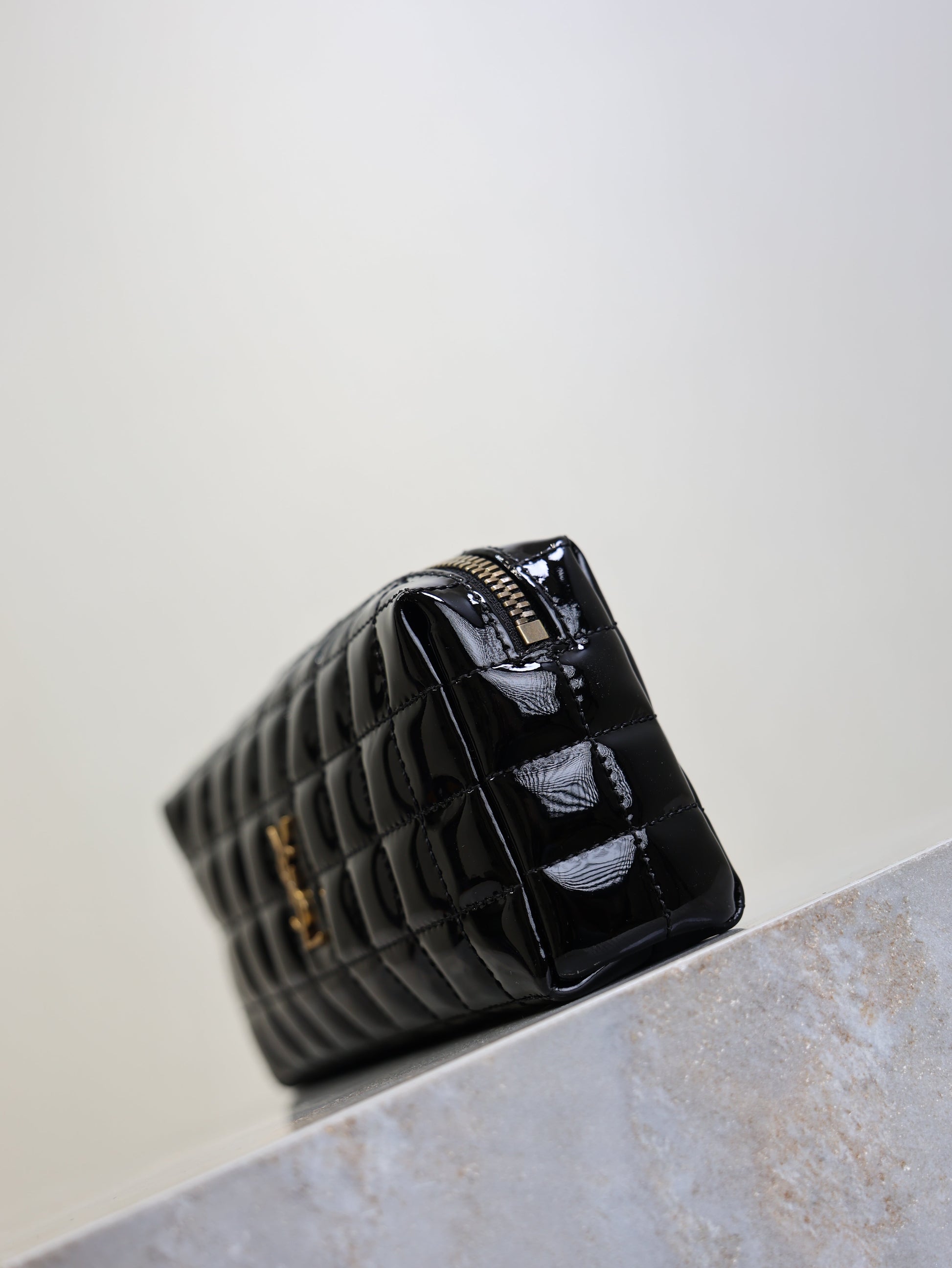 YSL Cassandre Matelassé Chain Clutch 18.5cm Black Patent Leather mysite