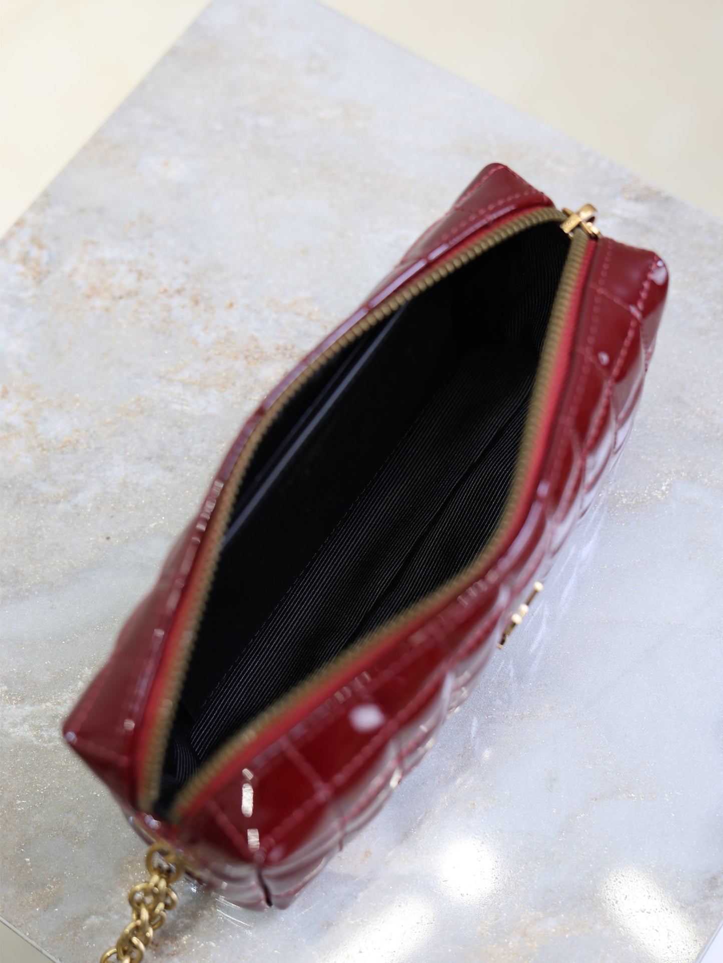 YSL Cassandre Matelassé Chain Clutch 18.5cm Burgundy Patent Leather mysite